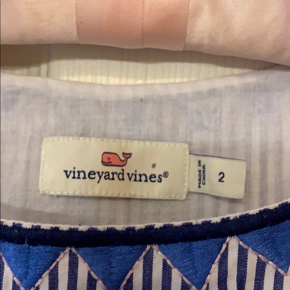 Vineyard Vines geo embroidered striped dress. - Picture 3 of 7